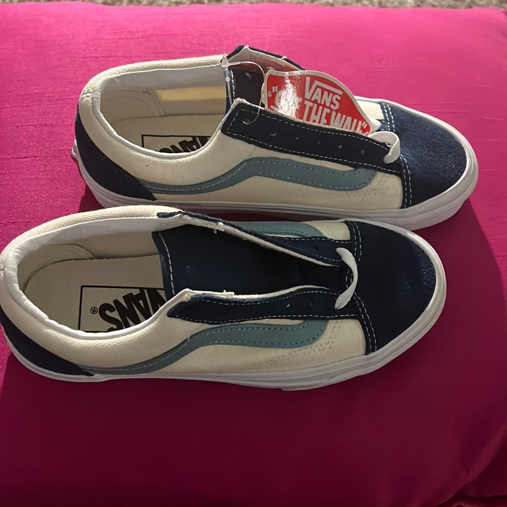 Vans Kids Old Skool Sneakers NWOB